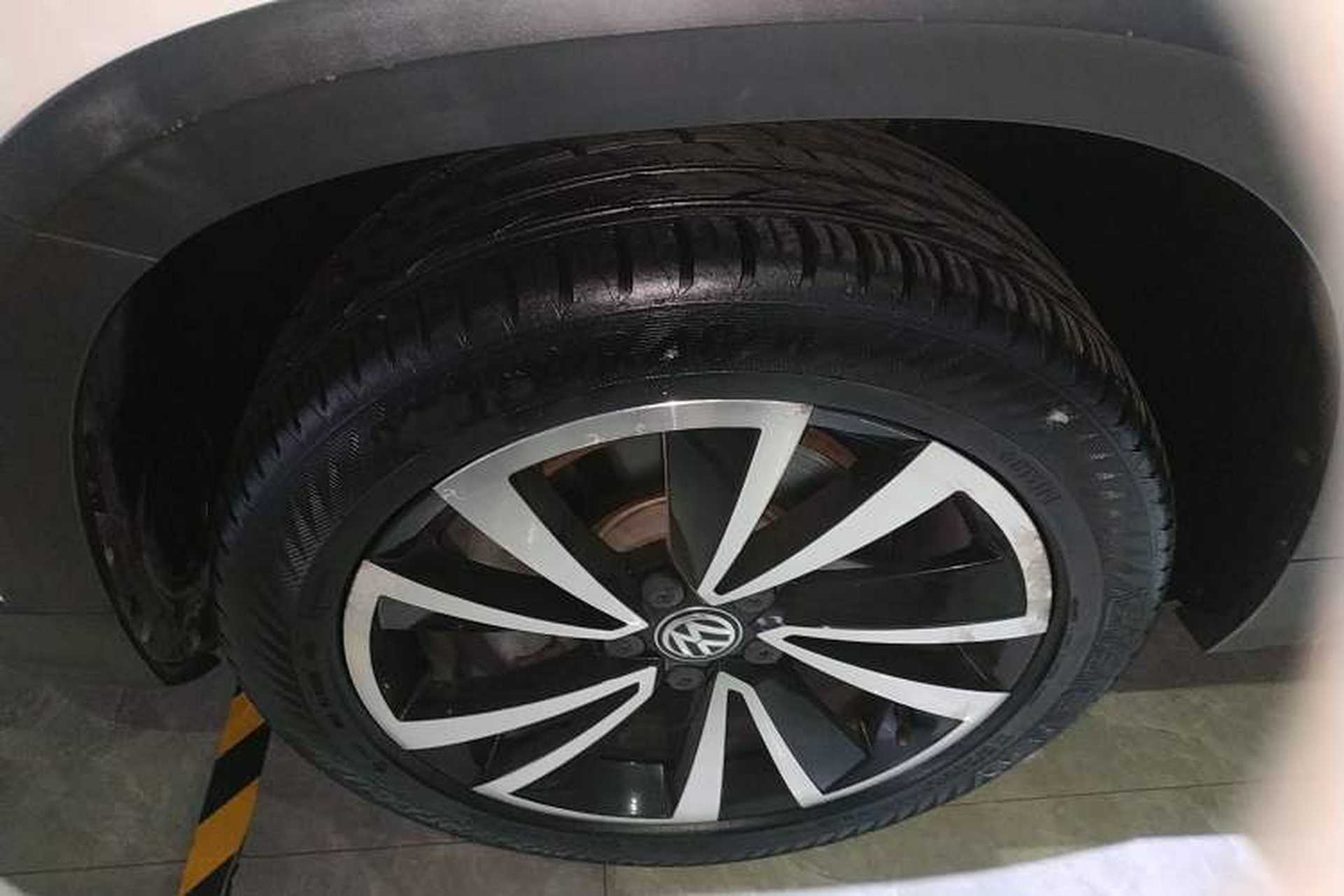 Used Volkswagen Tharu 2019 280TSI Two-Wheel Drive Luxury Version China VI Standard Left Front Wheel Hub