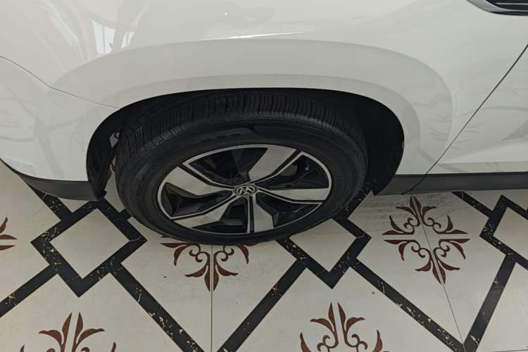 Used Volkswagen Tharu 2019 280TSI Two-Wheel Drive Comfort Edition China VI Standard Left Front Wheel Hub