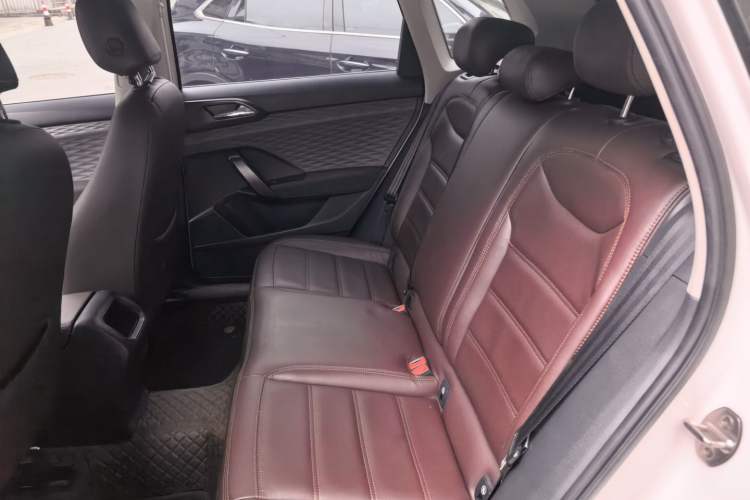 Used Volkswagen Tharu 2019 280TSI Two-Wheel Drive Trend Edition China VI Standard Left Rear Seat