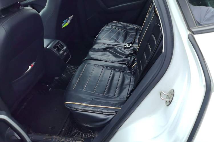 Used Volkswagen Tharu 2019 280TSI Two-Wheel Drive Comfort Edition China VI Standard Left Rear Seat