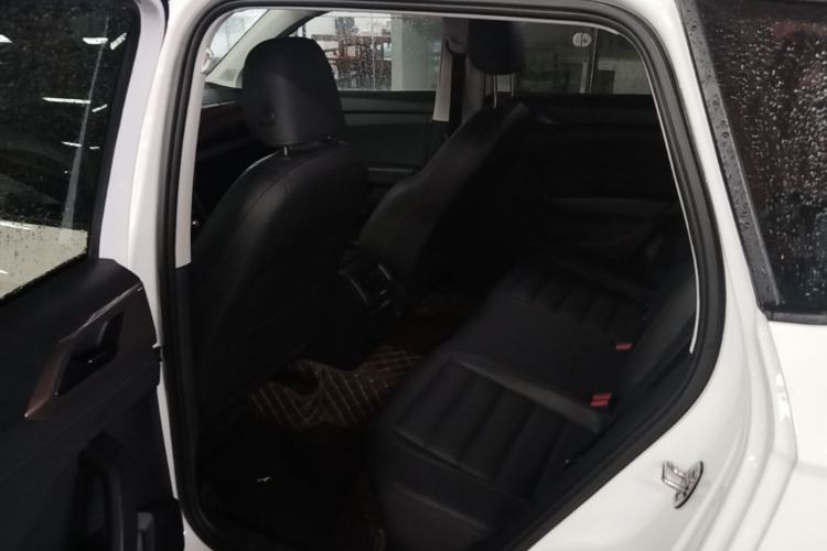 Used Volkswagen Tharu 2019 280TSI Two-Wheel Drive Comfort Edition China VI Standard Left Rear Seat
