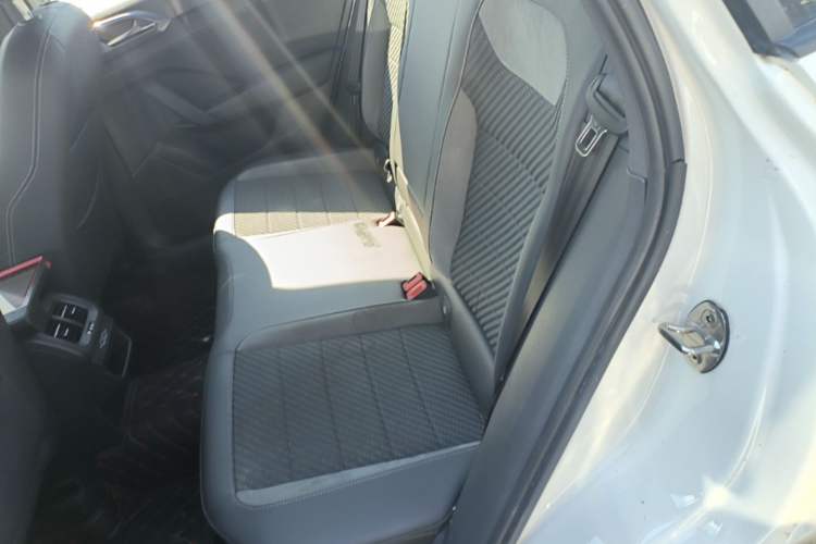 Used Volkswagen Tharu 2019 280TSI Two-Wheel Drive R-Line China V Standard Left Rear Seat