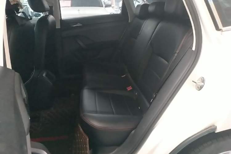 Used Volkswagen Tharu 2019 280TSI Two-Wheel Drive Trend Edition China VI Standard Left Rear Seat