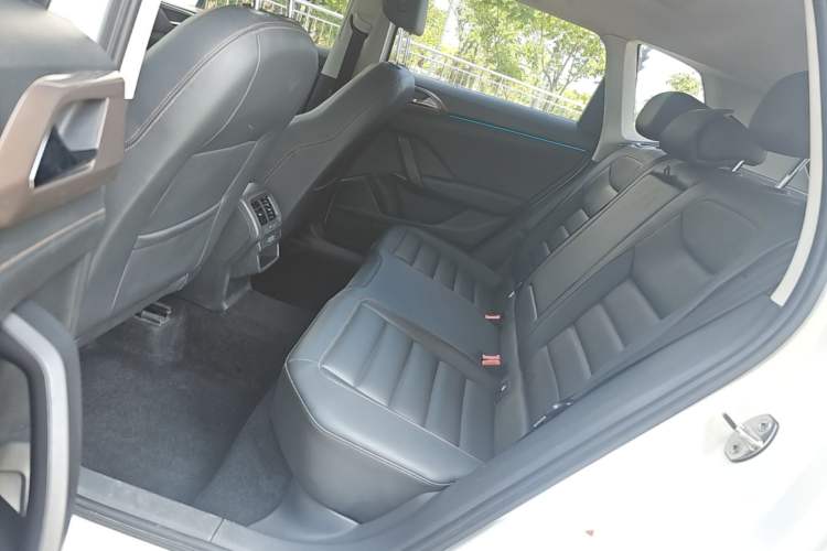 Used Volkswagen Tharu 2019 280TSI Two-Wheel Drive Comfort Edition China VI Standard Left Rear Seat