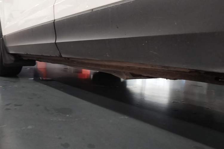 Used Volkswagen Tharu 2019 280TSI Two-Wheel Drive Comfort Edition China VI Standard Left Side Sill