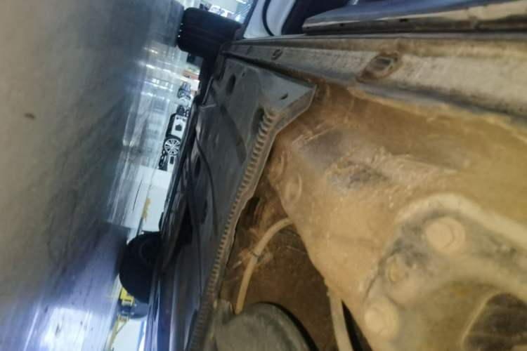 Used Volkswagen Tharu 2019 280TSI Two-Wheel Drive R-Line China VI Standard Left Side Sill