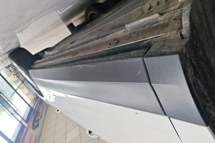 Used Volkswagen Tharu 2019 280TSI Two-Wheel Drive Comfort Edition China VI Standard Left Side Sill