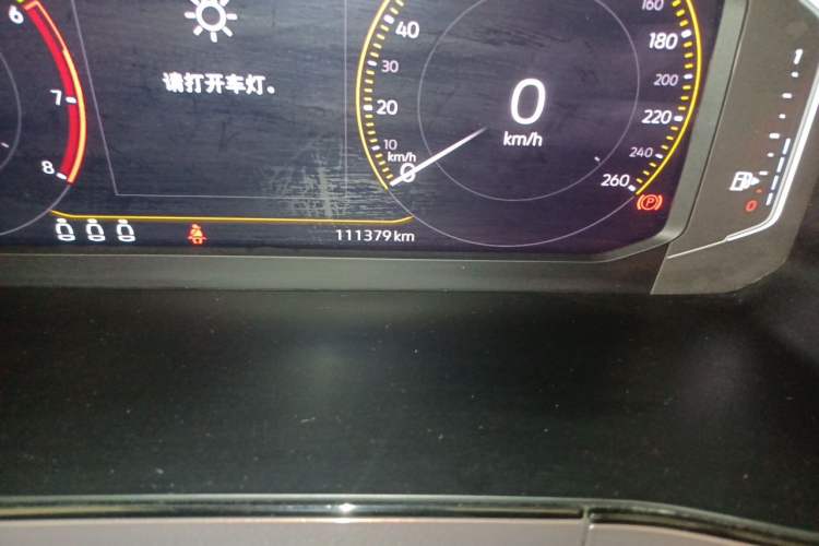 Used Volkswagen Tharu 2019 330TSI Four-Wheel Drive Flagship Model China VI Standard Odometer Close Up
