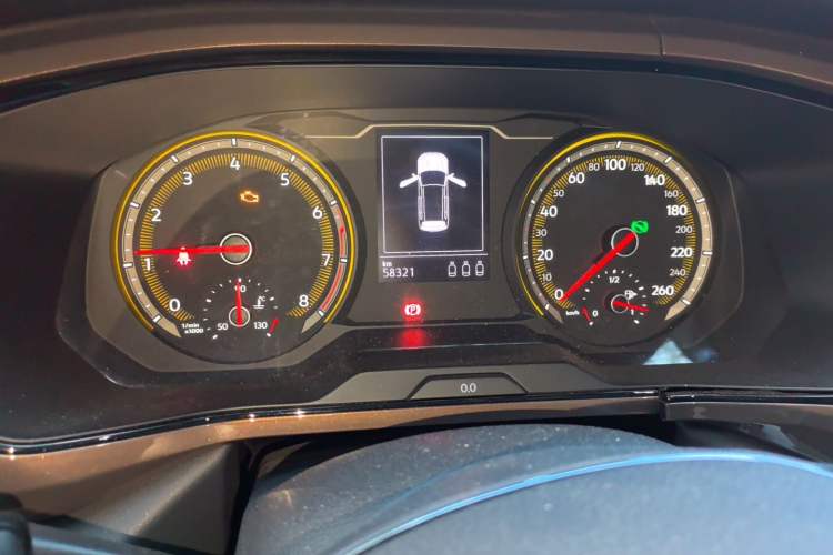 Used Volkswagen Tharu 2019 280TSI Two-Wheel Drive Luxury Version China VI Standard Odometer Close Up