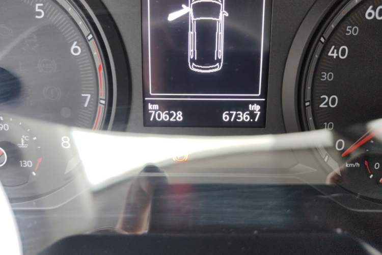 Used Volkswagen Tharu 2019 280TSI Two-Wheel Drive Luxury Version China VI Standard Odometer Close Up