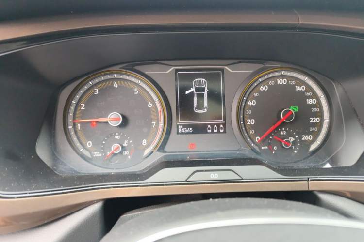 Used Volkswagen Tharu 2019 330TSI Four-Wheel Drive Luxury Edition China VI Standard Odometer Close Up