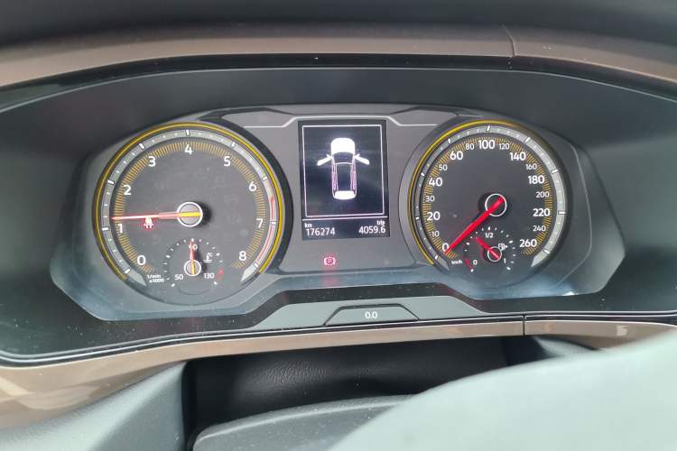 Used Volkswagen Tharu 2019 280TSI Two-Wheel Drive Comfort Edition China VI Standard Odometer Close Up
