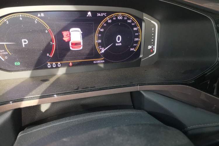 Used Volkswagen Tharu 2019 330TSI Four-Wheel Drive Flagship Model China VI Standard Odometer Close Up