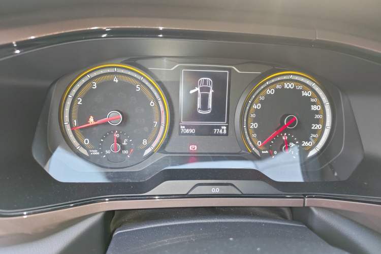 Used Volkswagen Tharu 2019 280TSI Two-Wheel Drive Comfort Edition China VI Standard Odometer Close Up
