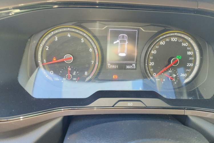 Used Volkswagen Tharu 2019 280TSI Two-Wheel Drive Comfort Edition China VI Standard Odometer Close Up