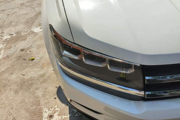 Used Volkswagen Tharu 2019 280TSI Two-Wheel Drive Comfort Edition China VI Standard Right Front Headlight