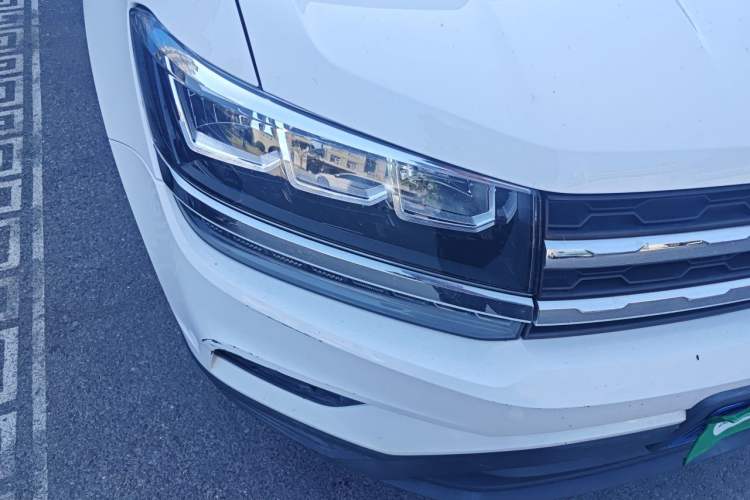 Used Volkswagen Tharu 2019 280TSI Two-Wheel Drive Trend Edition China VI Standard Right Front Headlight