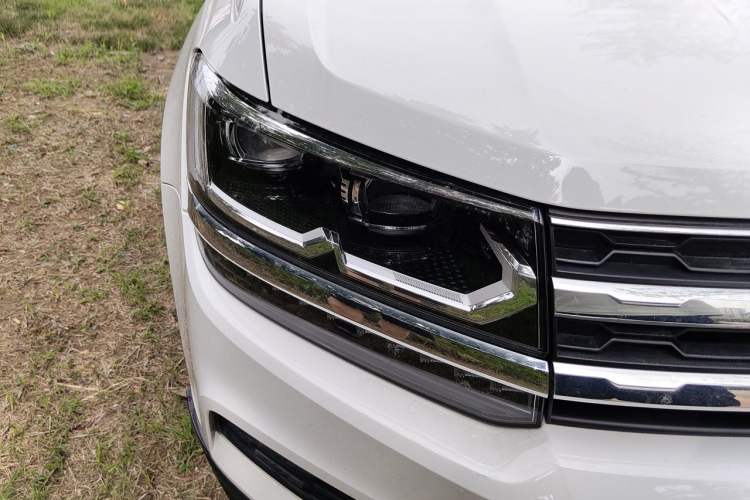Used Volkswagen Tharu 2019 280TSI Two-Wheel Drive Luxury Version China VI Standard Right Front Headlight