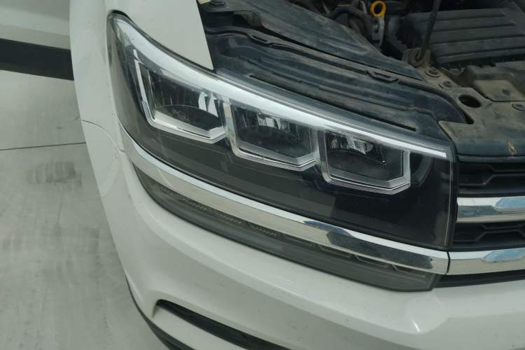 Used Volkswagen Tharu 2019 280TSI Two-Wheel Drive Comfort Edition China VI Standard Right Front Headlight