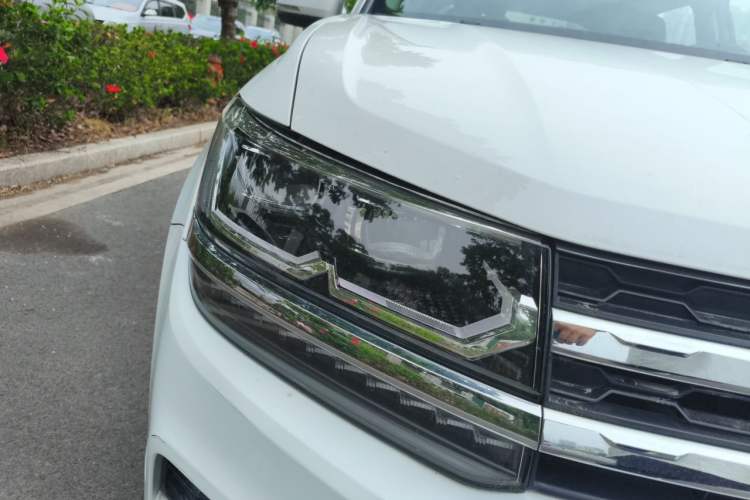 Used Volkswagen Tharu 2019 280TSI Two-Wheel Drive Luxury Edition China V Standard Right Front Headlight