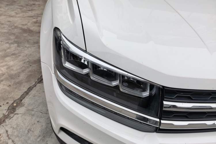 Used Volkswagen Tharu 2019 280TSI Two-Wheel Drive Trend Edition China VI Standard Right Front Headlight