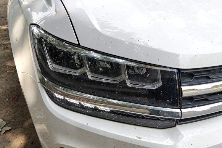 Used Volkswagen Tharu 2019 280TSI Two-Wheel Drive Trend Edition China VI Standard Right Front Headlight