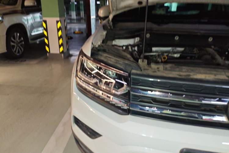 Used Volkswagen Tharu 2019 280TSI Two-Wheel Drive Flagship Edition China V Standard Right Front Headlight