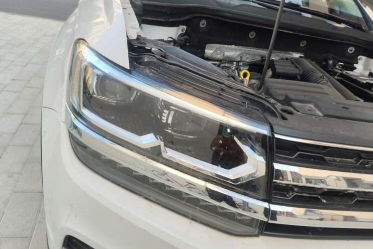 Used Volkswagen Tharu 2019 280TSI Two-Wheel Drive Luxury Version China VI Standard Right Front Headlight