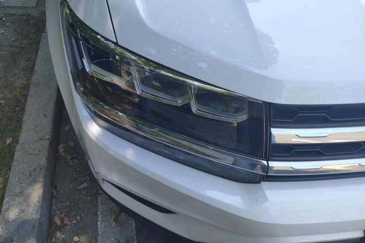 Used Volkswagen Tharu 2019 280TSI Two-Wheel Drive Trend Edition China VI Standard Right Front Headlight
