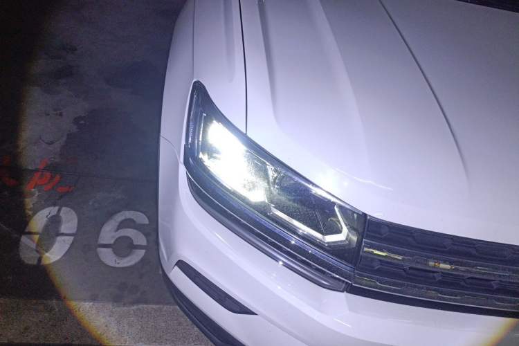 Used Volkswagen Tharu 2019 280TSI Two-Wheel Drive Luxury Version China VI Standard Right Front Headlight