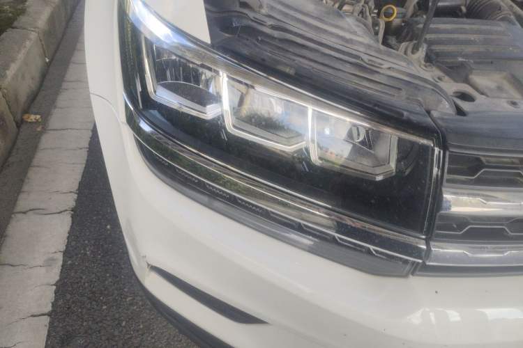 Used Volkswagen Tharu 2019 280TSI Two-Wheel Drive Comfort Edition China VI Standard Right Front Headlight