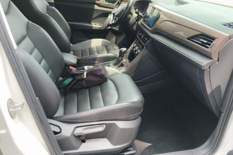 Used Volkswagen Tharu 2019 280TSI Two-Wheel Drive Comfort Edition China V Standard Right Front Seat