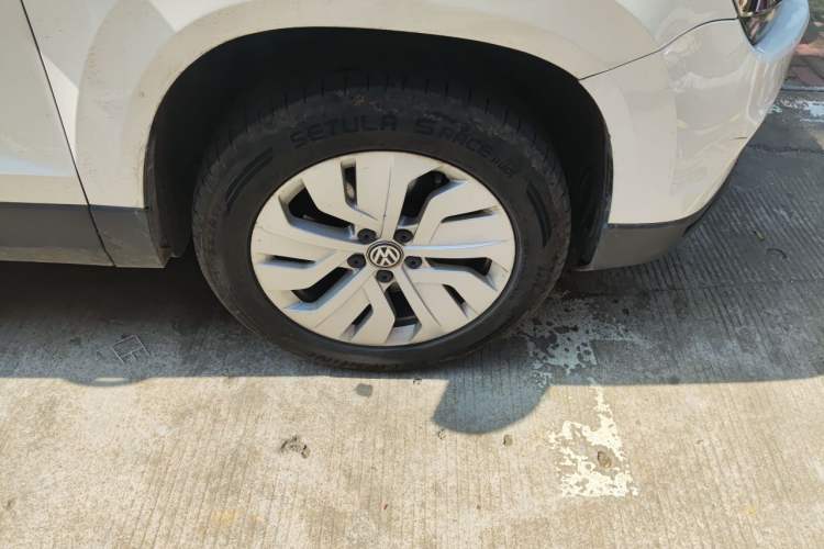 Used Volkswagen Tharu 2019 280TSI Two-Wheel Drive Comfort Edition China VI Standard Right Front Wheel Hub
