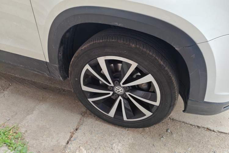 Used Volkswagen Tharu 2019 280TSI Two-Wheel Drive Luxury Edition China V Standard Right Front Wheel Hub