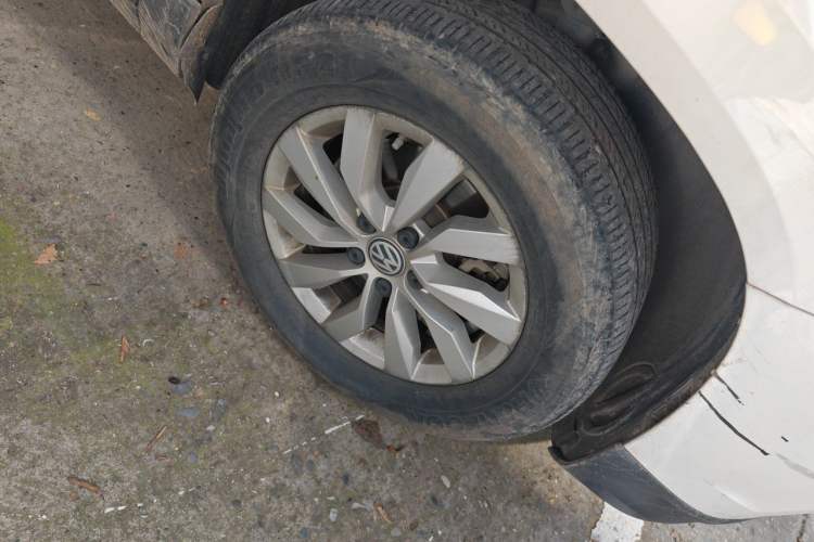 Used Volkswagen Tharu 2019 280TSI Two-Wheel-Drive Trend Edition China V Standard Right Front Wheel Hub