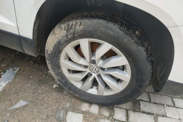 Used Volkswagen Tharu 2019 280TSI Two-Wheel Drive Trend Edition China VI Standard Right Front Wheel Hub