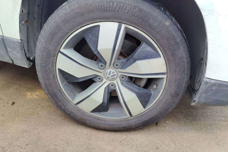 Used Volkswagen Tharu 2019 280TSI Two-Wheel Drive Comfort Edition China VI Standard Right Front Wheel Hub