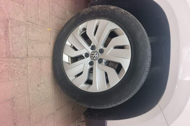 Used Volkswagen Tharu 2019 280TSI Two-Wheel Drive Comfort Edition China VI Standard Right Front Wheel Hub