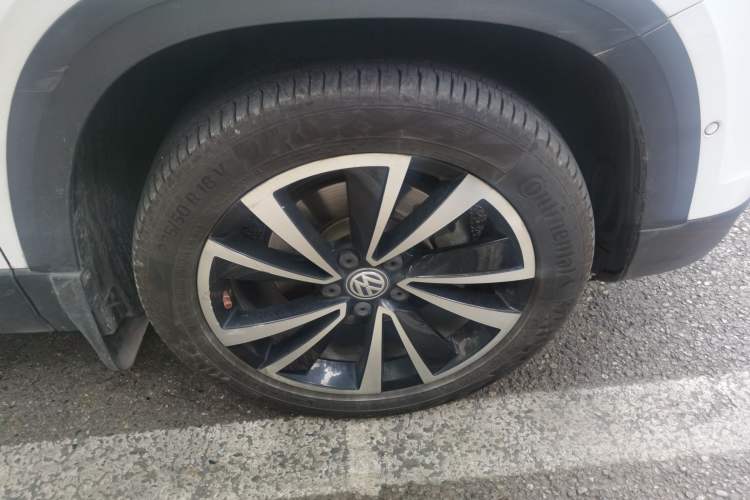 Used Volkswagen Tharu 2019 280TSI Two-Wheel Drive Flagship Edition China V Standard Right Front Wheel Hub