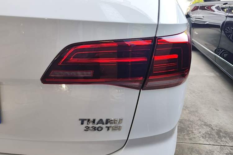 Used Volkswagen Tharu 2019 330TSI Four-Wheel Drive Luxury Edition China VI Standard Right Rear Taillight