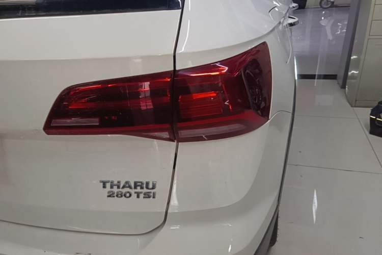Used Volkswagen Tharu 2019 280TSI Two-Wheel Drive Luxury Version China VI Standard Right Rear Taillight