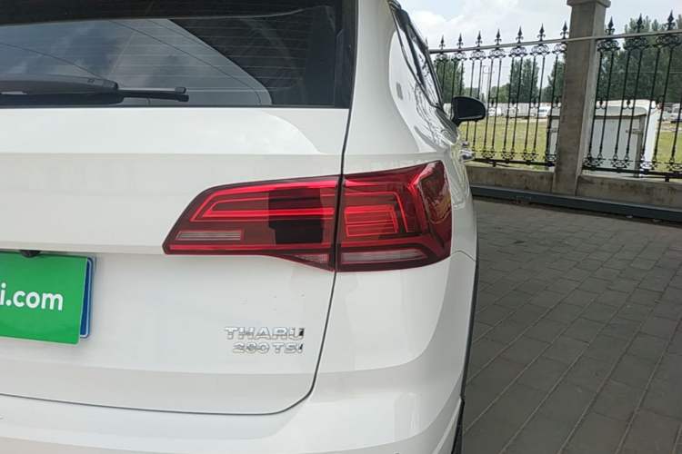 Used Volkswagen Tharu 2019 280TSI Two-Wheel Drive R-Line China VI Standard Right Rear Taillight