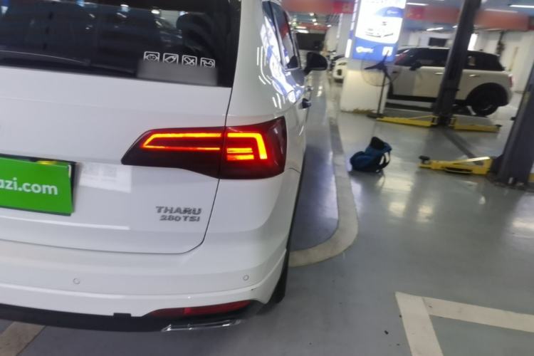 Used Volkswagen Tharu 2019 280TSI Two-Wheel Drive R-Line China VI Standard Right Rear Taillight