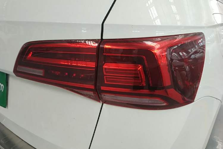 Used Volkswagen Tharu 2019 280TSI Two-Wheel Drive Trend Edition China VI Standard Right Rear Taillight