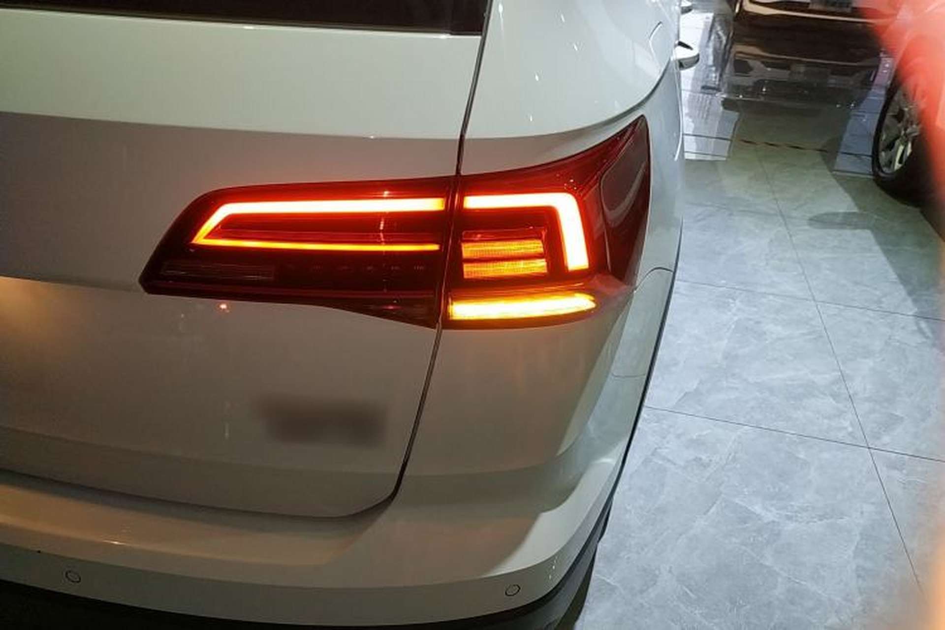 Used Volkswagen Tharu 2019 280TSI Two-Wheel Drive Luxury Version China VI Standard Right Rear Taillight