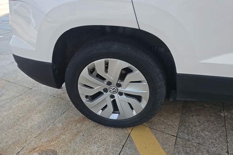 Used Volkswagen Tharu 2019 280TSI Two-Wheel Drive Comfort Edition China VI Standard Right Rear Wheel Hub