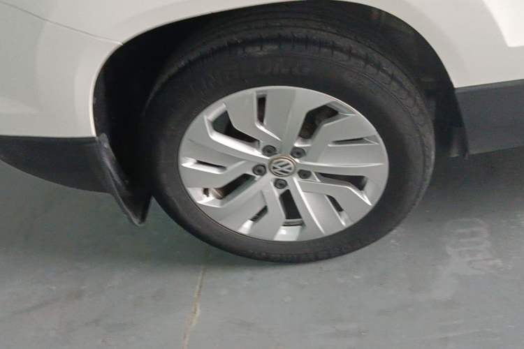 Used Volkswagen Tharu 2019 280TSI Two-Wheel Drive Comfort Edition China VI Standard Right Rear Wheel Hub