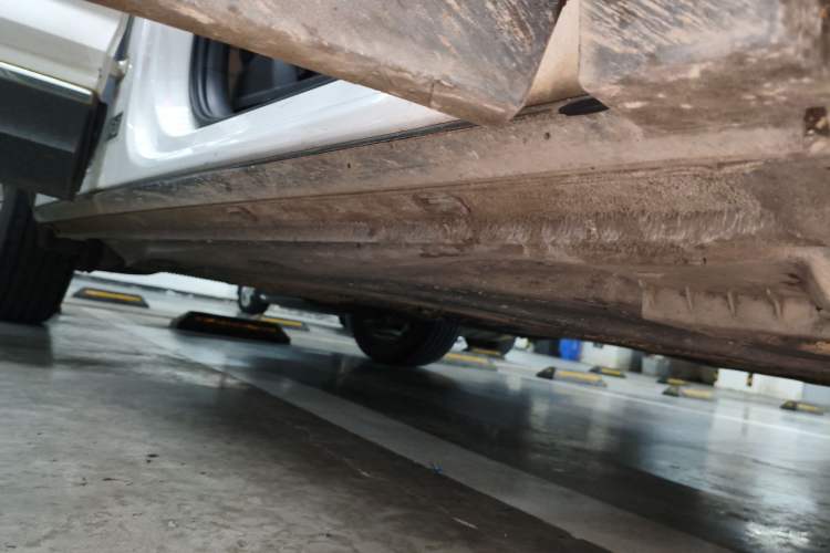 Used Volkswagen Tharu 2019 330TSI Four-Wheel Drive Luxury Edition China VI Standard Right Side Sill