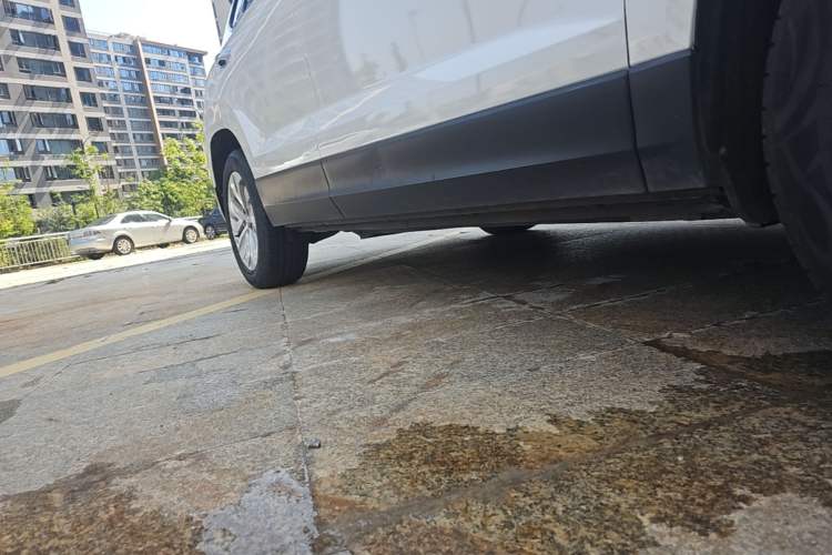 Used Volkswagen Tharu 2019 280TSI Two-Wheel Drive Comfort Edition China VI Standard Right Side Sill