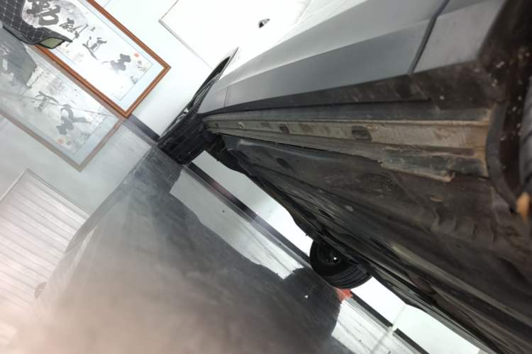 Used Volkswagen Tharu 2019 280TSI Two-Wheel Drive Luxury Version China VI Standard Right Side Sill
